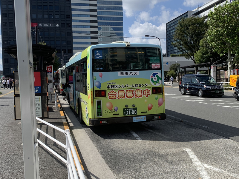 関東バスラッピング広告